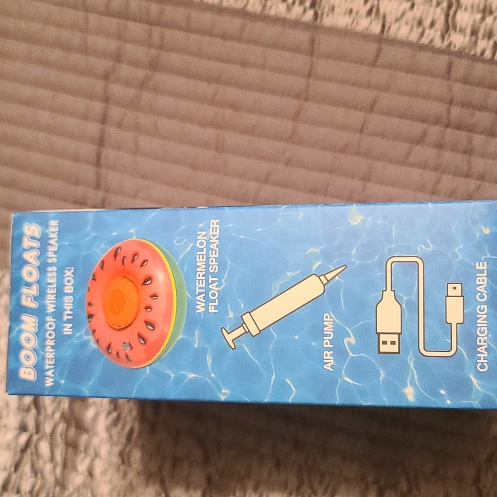 Waterproof wireless speaker - Picture 4 of 4